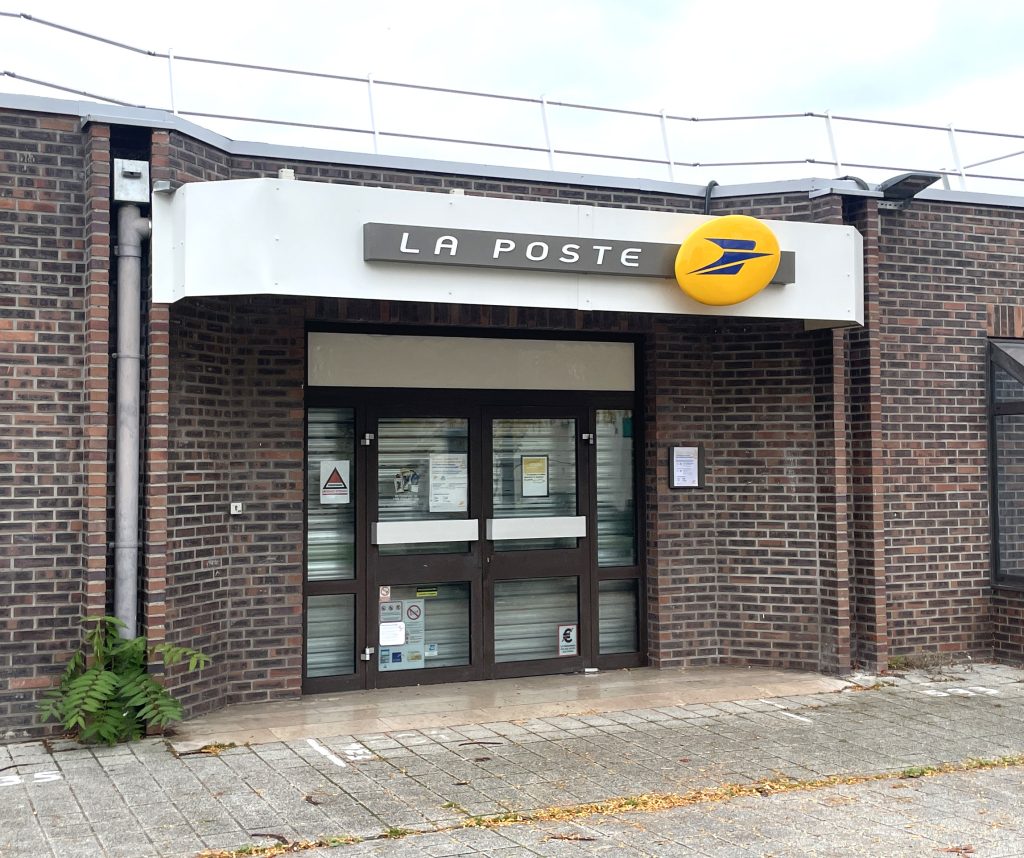 Fermeture du bureau de poste Rollin rue d'Assas pour travaux