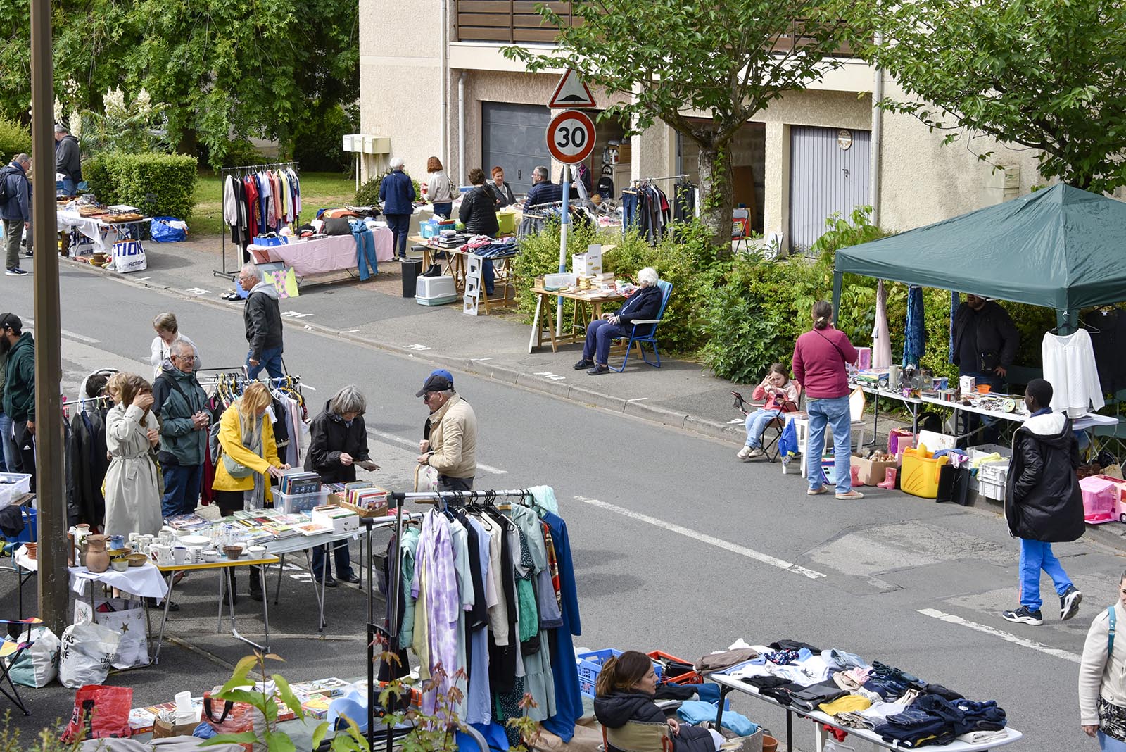 À la réderie du quartier Sud-Est